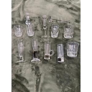 Lot of 12 VTG Glassware & Shot glasses & Stirrer